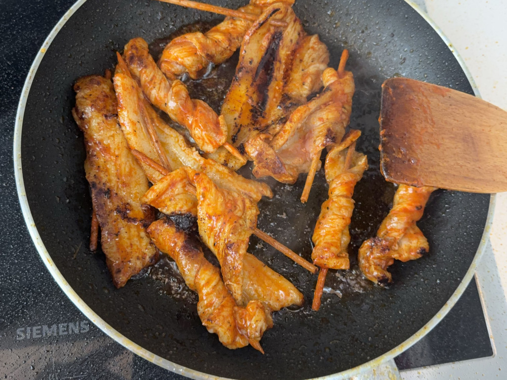 Fleischspieße aus Schweinebauch von Max18 | Hochgeladen von: Max18 Fleischspieße aus Schweinebauch von Max18 | Hochgeladen von: Max18