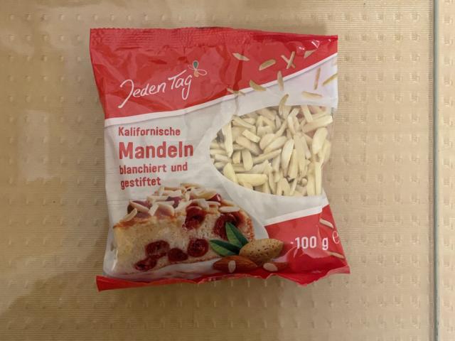 Mandeln, blanchiert, gestiftet von Sy1via | Hochgeladen von: Sy1via Mandeln, blanchiert, gestiftet von Sy1via | Hochgeladen von: Sy1via