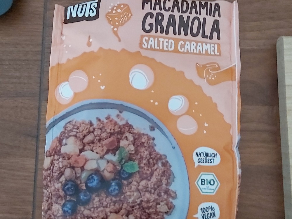 Hochgeladen von: TineJ