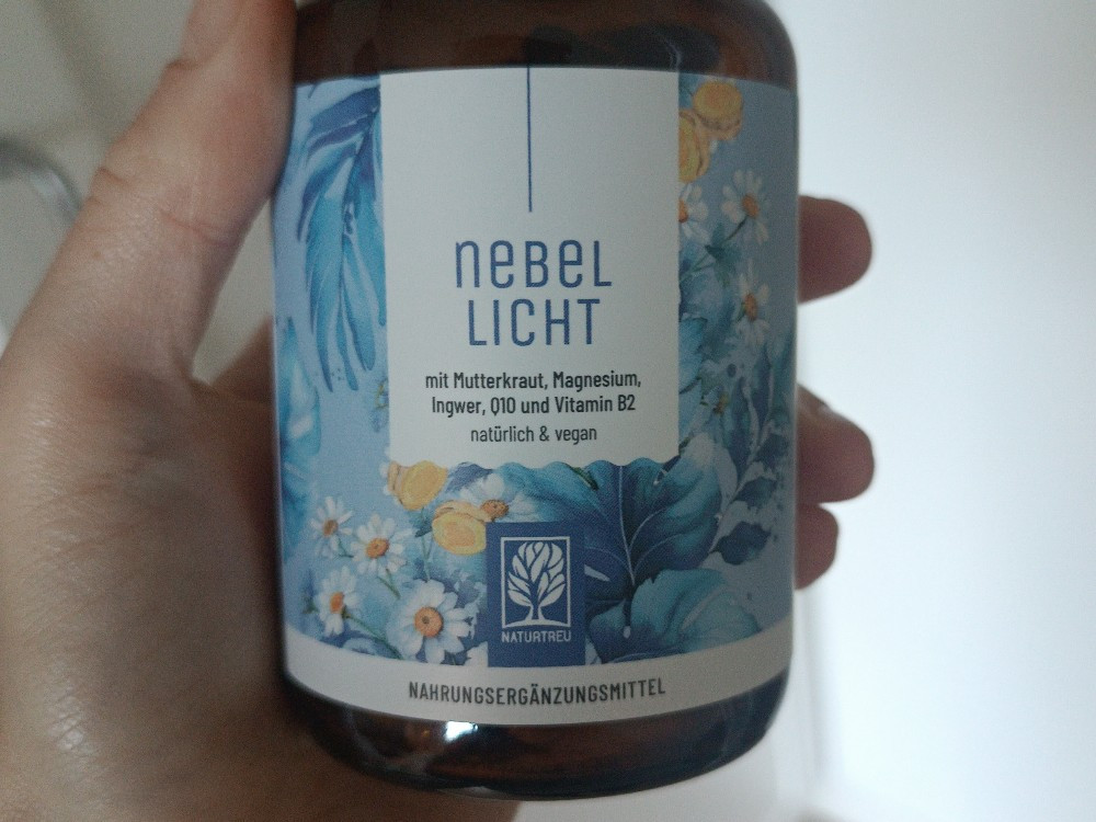 Nebellicht von AnneTee | Hochgeladen von: AnneTee Nebellicht von AnneTee | Hochgeladen von: AnneTee