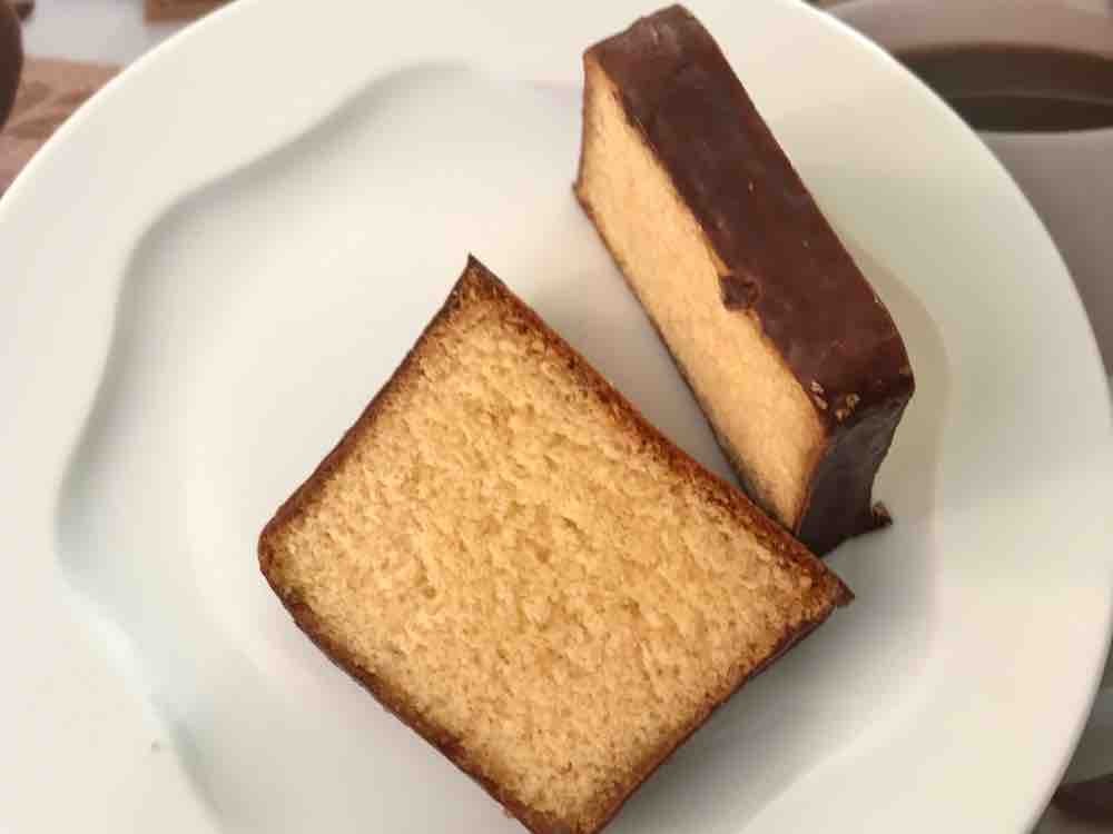 Rührkuchen Marzipan, mit Zartbitterschokolade überzogen von Grrr | Hochgeladen von: Grrrrrrrrrr