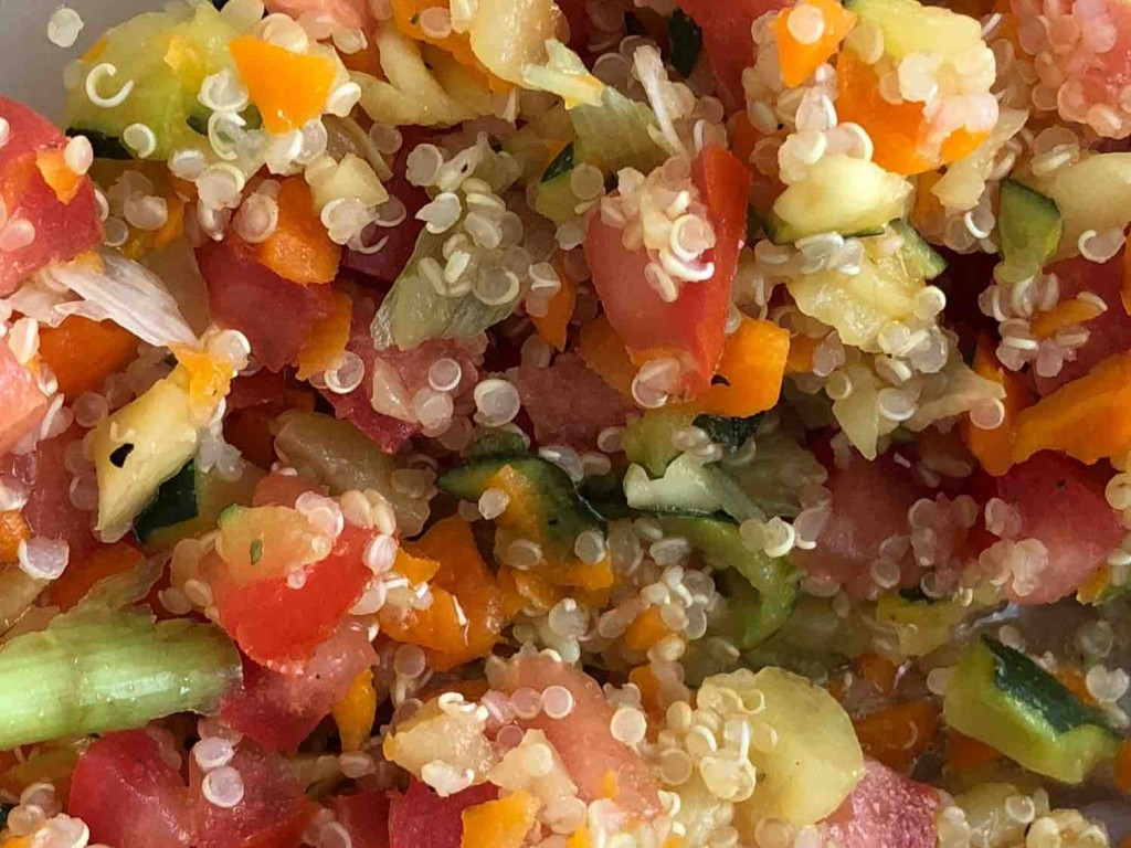 Quinoa-Gemüse-Salat von karibiksunrise | Hochgeladen von: karibiksunrise