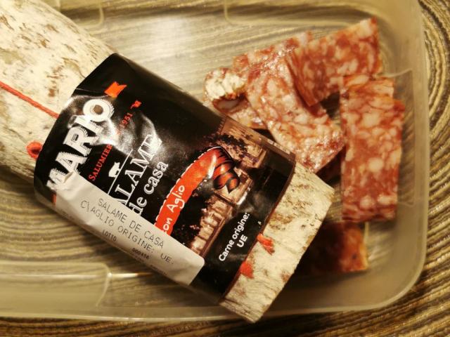 Hochgeladen von: Stella Falkenberg Hochgeladen von: Stella Falkenberg