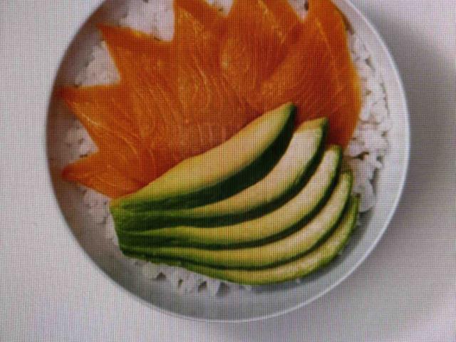 EAT HAPPY Donburi Lachs Avocado von MFurtwängler | Hochgeladen von: MFurtwängler