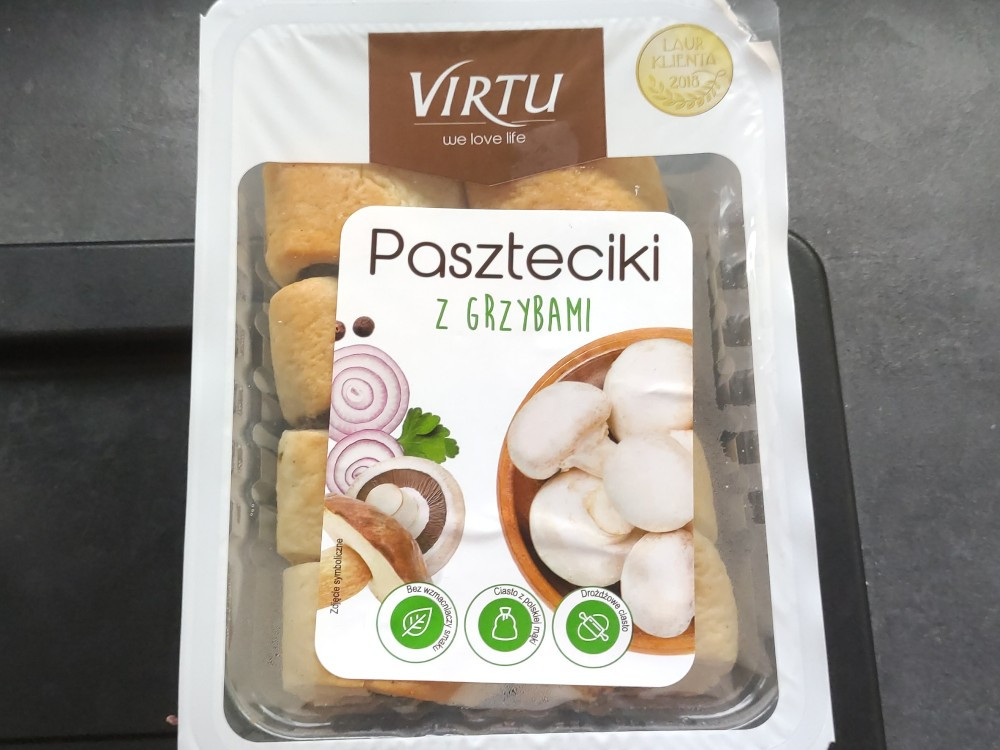 Hochgeladen von: Fiona_8x8