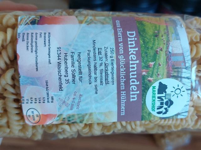 Hochgeladen von: Milan J. Hochgeladen von: Milan J.