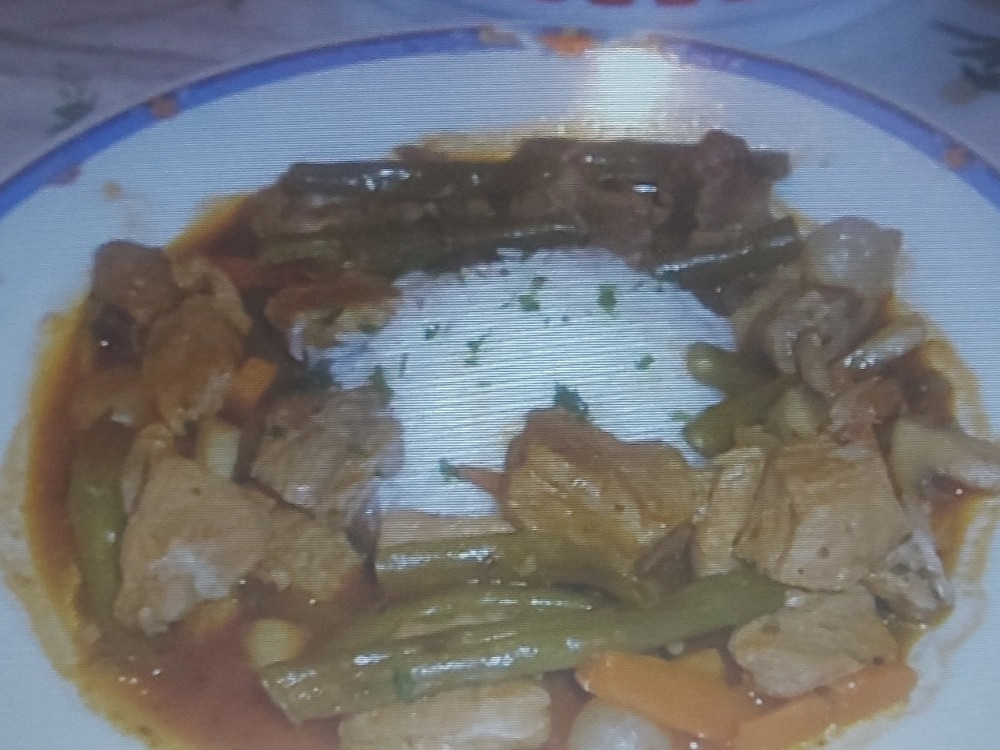 Schweinsragout Marengo von Ph.Hurni | Hochgeladen von: Ph.Hurni Schweinsragout Marengo von Ph.Hurni | Hochgeladen von: Ph.Hurni