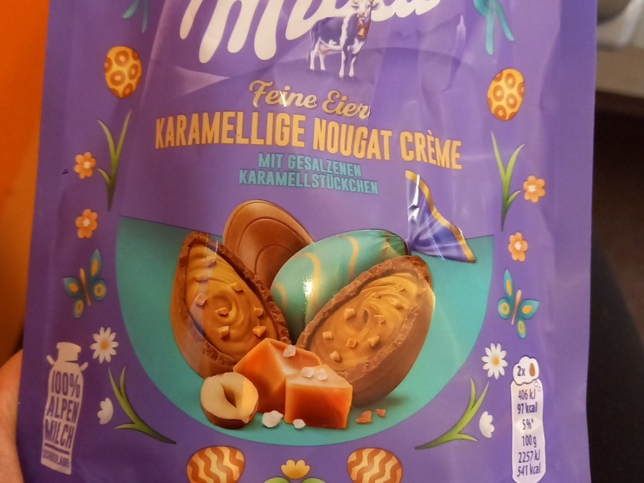 Hochgeladen von: bananamoonshine