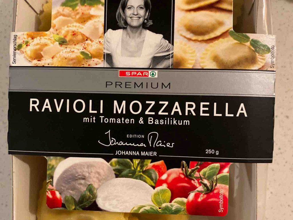 Ravioli mit Mozzarella, Tomaten und Basilikum von Kickass11 | Hochgeladen von: Kickass11