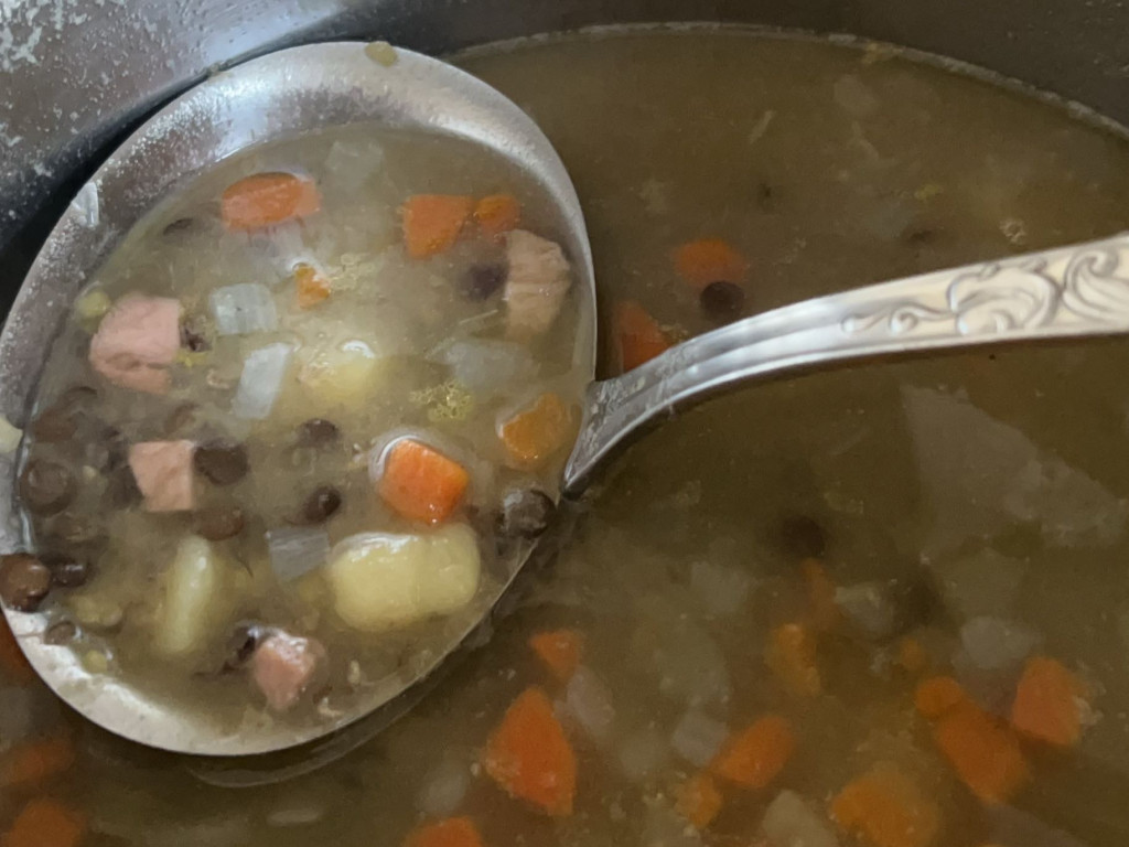 Hochgeladen von: sofiaagapejew