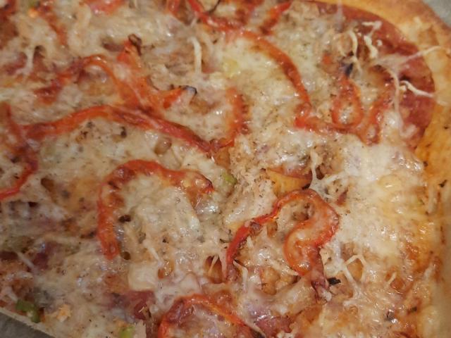 Skyr Pizza mit Thunfisch, Body Kitchen von dani-rock | Hochgeladen von: dani-rock Skyr Pizza mit Thunfisch, Body Kitchen von dani-rock | Hochgeladen von: dani-rock