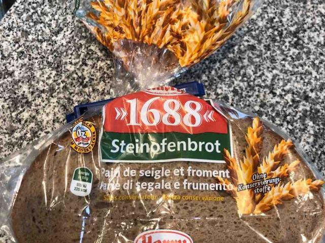 Steinofenbrot by Sisala11 | Uploaded by: Sisala11