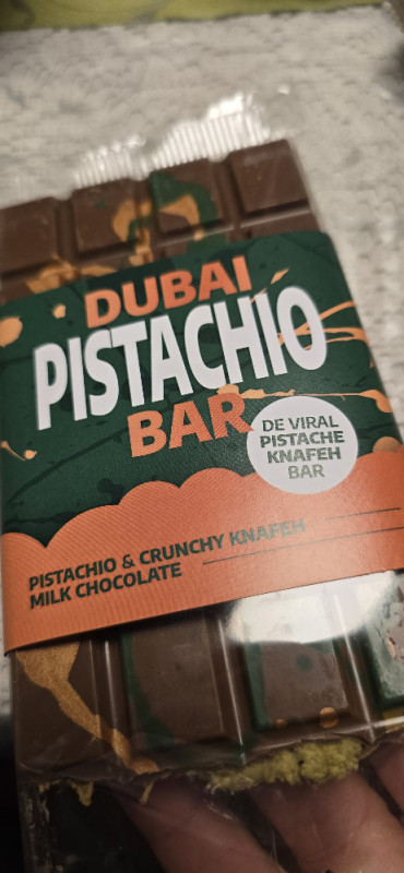 Dubai Pistachio Bar von Emaievus | Hochgeladen von: Emaievus