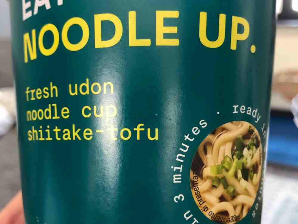 eat happy noodle up shiitake tofu, fresh udon noodle cup von Sdm | Hochgeladen von: Sdmaswie