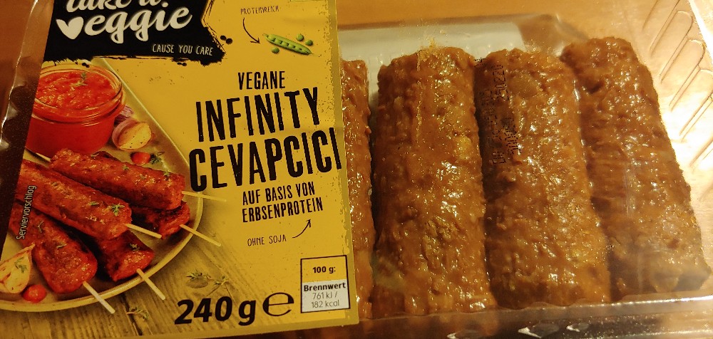 infinty Cevapcici, vegan von hardy1912241 | Hochgeladen von: hardy1912241