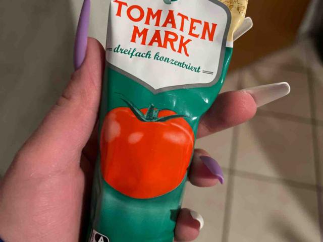 Tomatenmark, dreifach konzentriert von franziimee | Hochgeladen von: franziimee