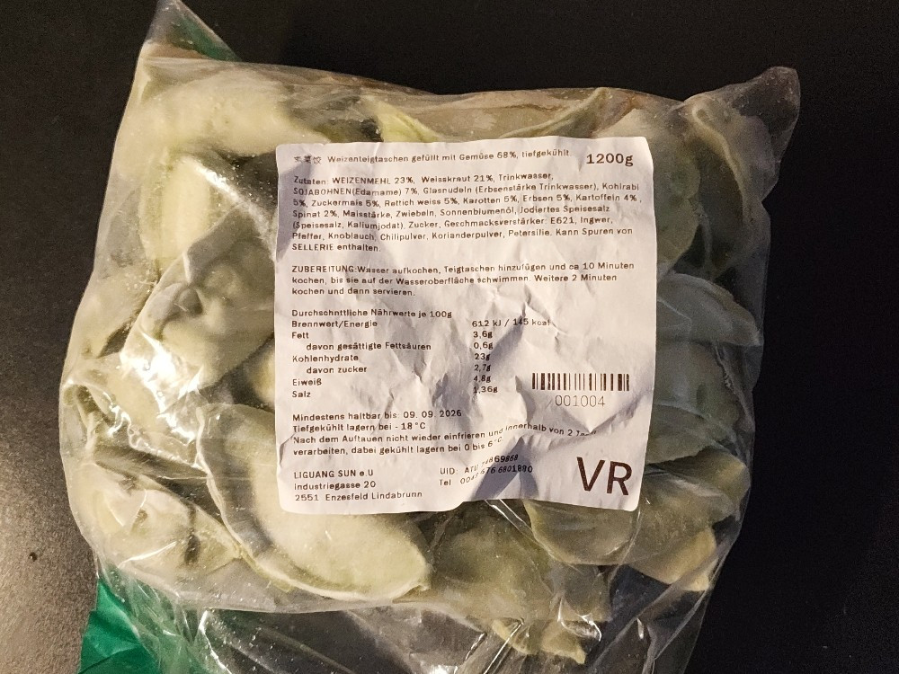 Hochgeladen von: Lili_x