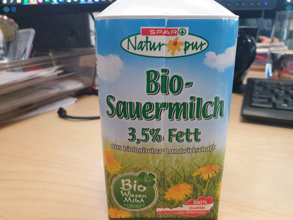 Bio-Sauermilch 3,5% Fett, säuerlich von Madam Mim | Hochgeladen von: Madam Mim