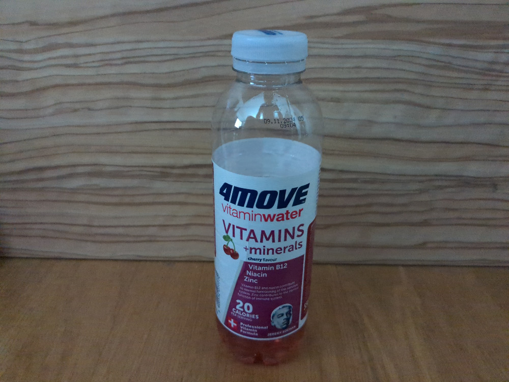 4MOVE Vitamin Water, Cherry Flavour von EmsT | Hochgeladen von: EmsT