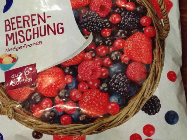 Hochgeladen von: queen230825