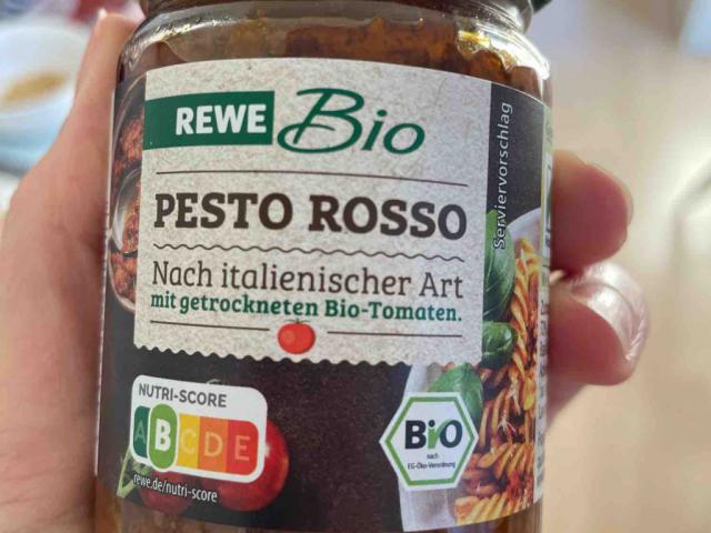 Pesto Rosso, mit getrockneten Bio-Tomaten by HannaSAD | Uploaded by: HannaSAD