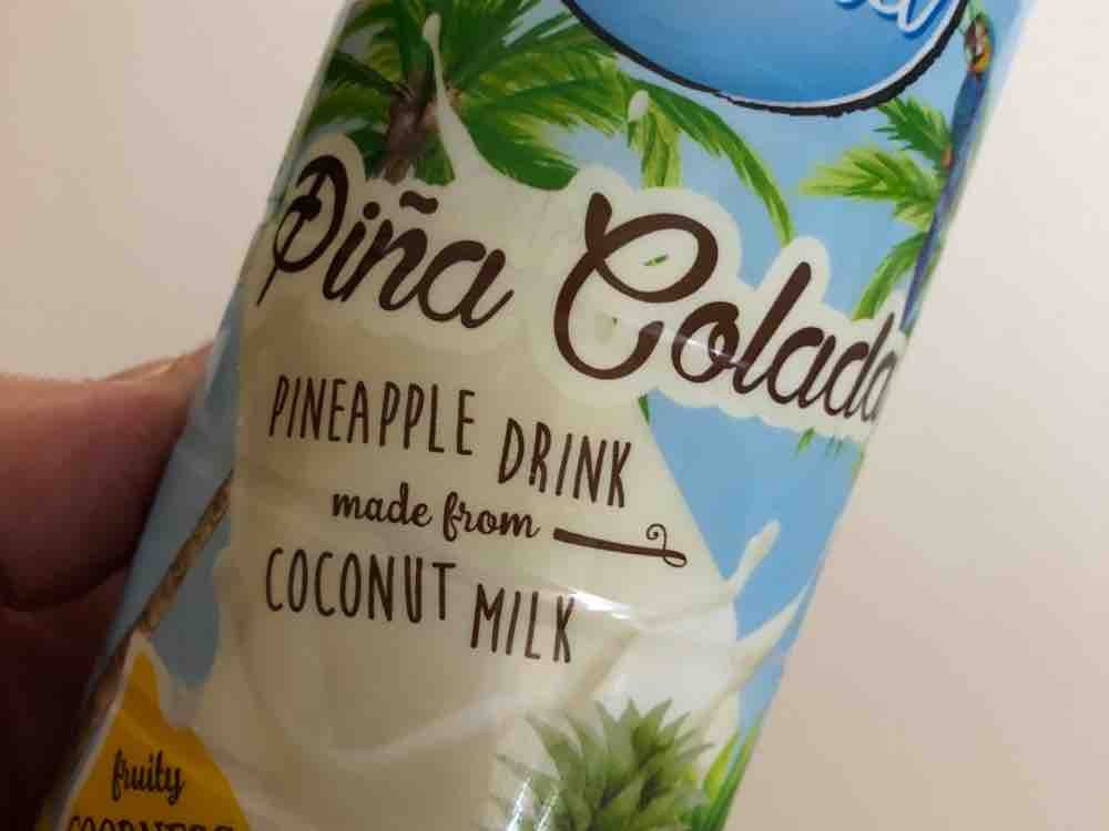 coco aloha pia colada, pineapple drink made from coconut milk vo | Hochgeladen von: Bettuey