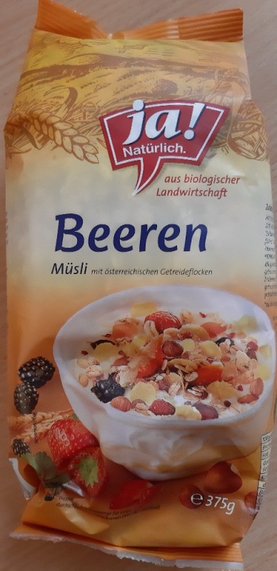 Beerenmüsli, mit österreichischen Getreideflocken von 123christo | Hochgeladen von: 123christoph 