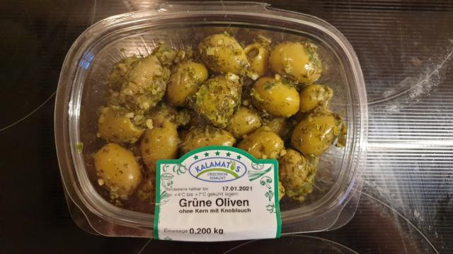 Kalamatos grüne Oliven ohne Kern mit Knoblauch | Hochgeladen von: LittleMac1976