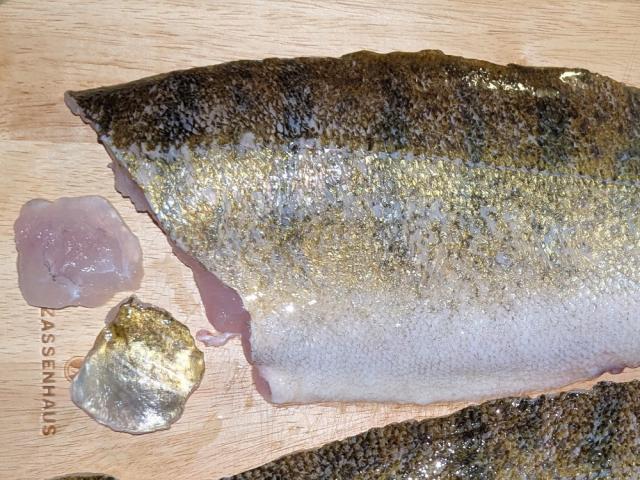 Hochgeladen von: Pike-Vibe Hochgeladen von: Pike-Vibe