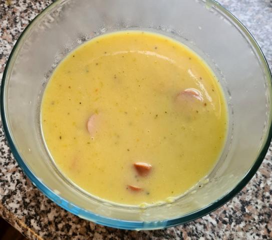 Erdäpfelcremesuppe mit Frankfurter Würstel | Hochgeladen von: Kautzinger