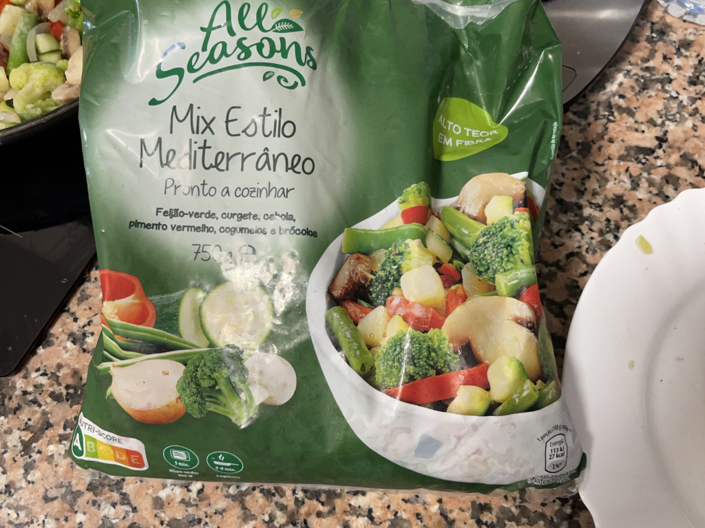 Hochgeladen von: mattilevesque