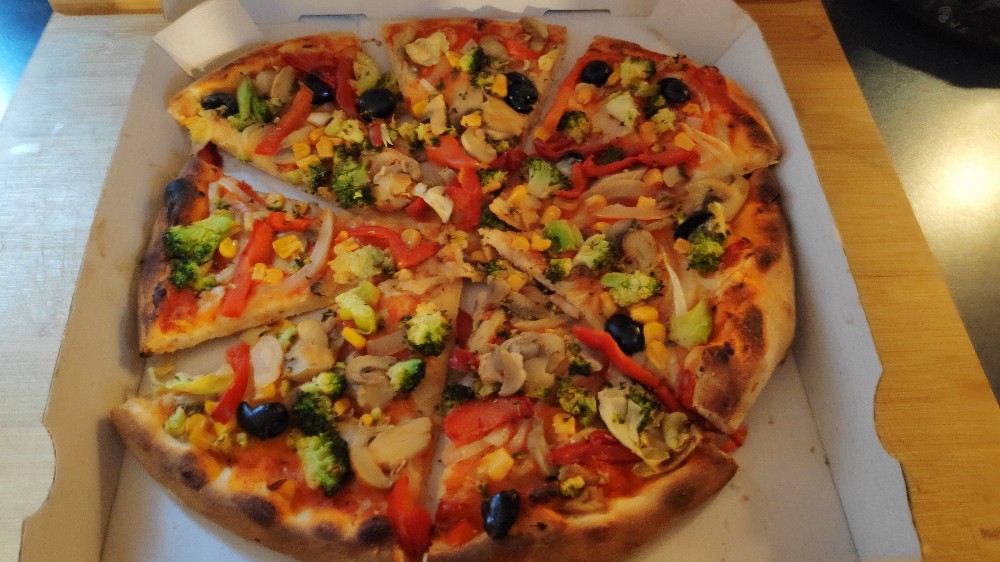 Pizza, vegetarisch von Cmdr.ECO | Hochgeladen von: Cmdr.ECO