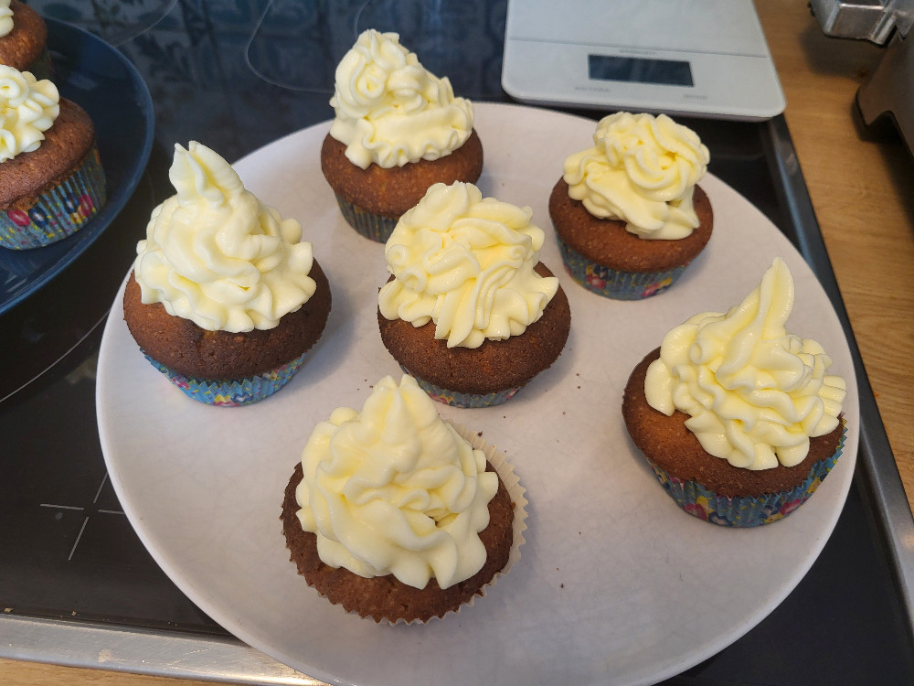 Zitronen Cupcake, mit Frischkäse von kleinbat | Hochgeladen von: kleinbat
