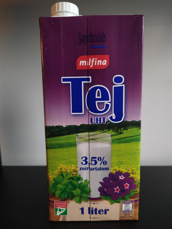 Milch 3,5%  Ungarn, aus Ungarn von Mister Fun | Hochgeladen von: Mister Fun