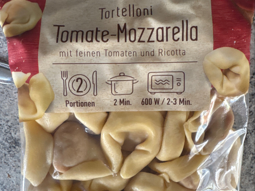 tortelloni Tomate-Mozzarella von groebepa | Hochgeladen von: groebepa