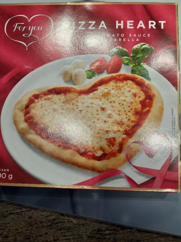 Pizza Heart, Tomato Sauce & Mozzarella von doro58 | Hochgeladen von: doro58
