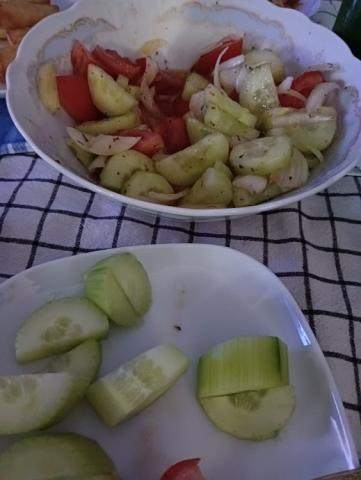 Tomaten Gurkensalat von Ekaterini Coutri | Hochgeladen von: Ekaterini Coutri