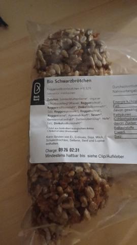 Schwarzbrötchen by Careau | Uploaded by: Careau