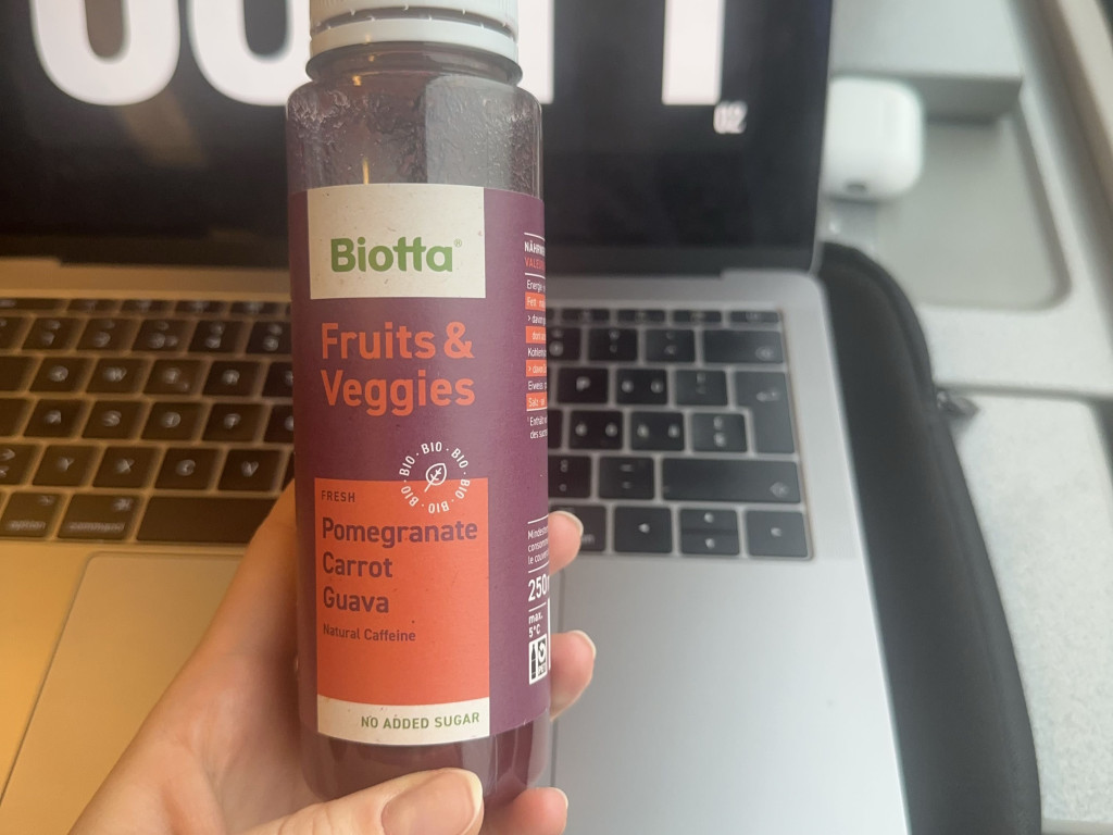 Biotta Fruits&Veggies Saft ( Pomegranate, Carrot, Guava) von jul | Hochgeladen von: juliakummer