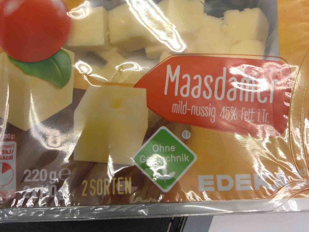 Käsesnack Servierfertige Würfel , Maasdamer Schnittkäse 45% Fett | Hochgeladen von: momi2612