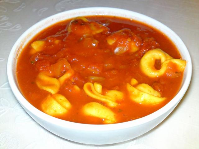 Weight Watchers, Tortellini in Tomatensauce arrabiata | Hochgeladen von: Shady