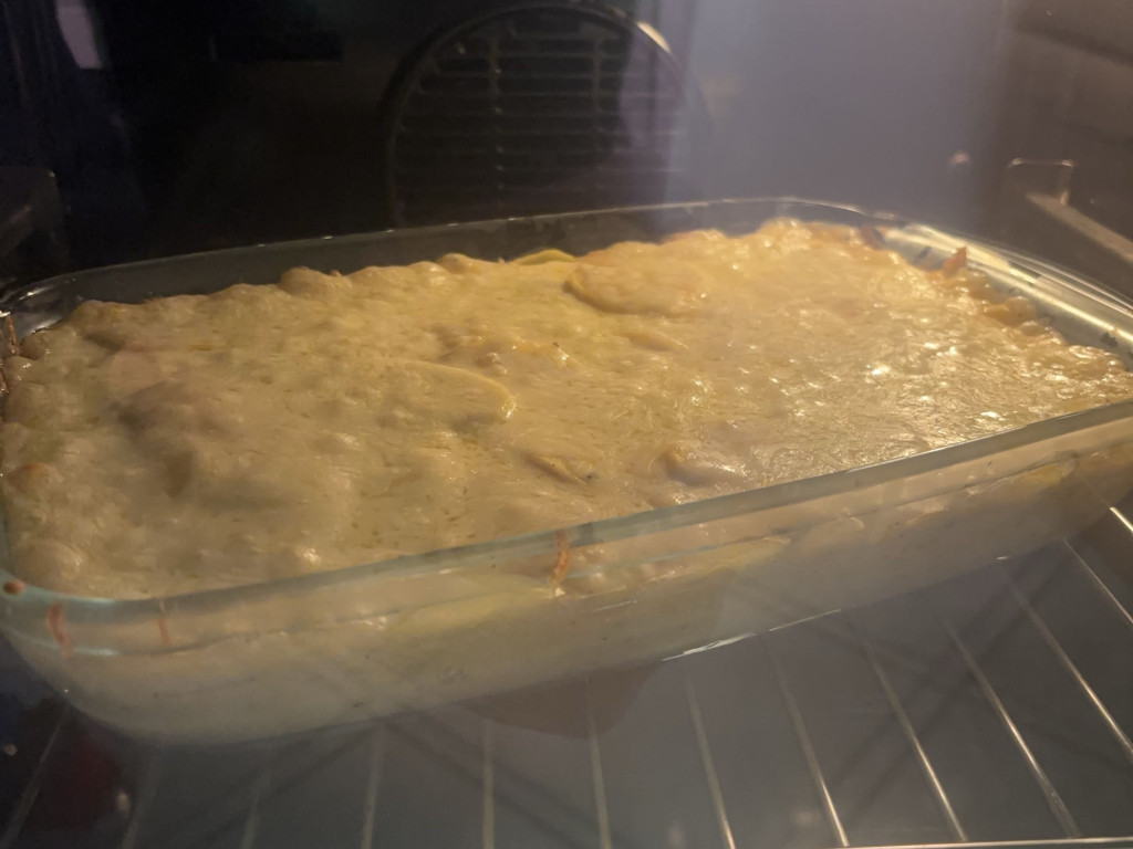 Kartoffelgratin (cremefine 7%, NoMilk ,5%) von DomiHeg | Hochgeladen von: DomiHeg Kartoffelgratin (cremefine 7%, NoMilk ,5%) von DomiHeg | Hochgeladen von: DomiHeg