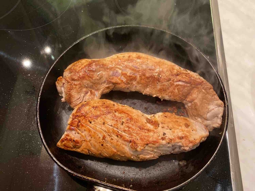 Schweinefilet, im Ofen gebacken von BirgitHoffmann58 | Hochgeladen von: BirgitHoffmann58