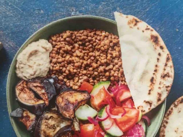 Hummus-Bowl mit Sesamaubergine von sabrina786 | Hochgeladen von: sabrina786