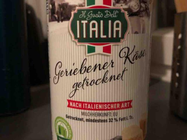 geriebener Käse nach italienischer Art, Parmesan by Aurora422 | Hochgeladen von: Aurora422