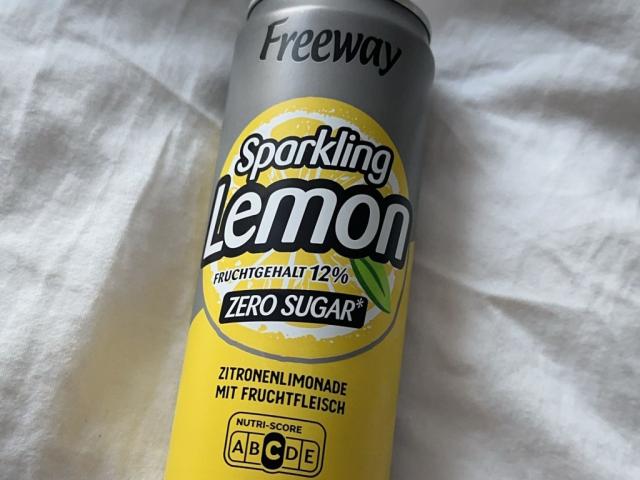 Hochgeladen von: kleinemaus0590