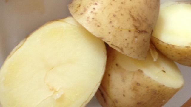 Kartoffeln, gegart, mit Schale | Hochgeladen von: Mrs.BeTh