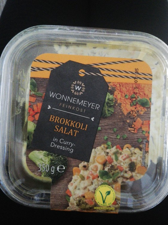 Brokkoli Salat, in Curry Dressing von vcbloemer | Hochgeladen von: vcbloemer