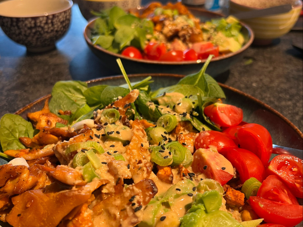 Vegane Süßkartoffel-Bowl von MrsGuess | Hochgeladen von: MrsGuess Vegane Süßkartoffel-Bowl von MrsGuess | Hochgeladen von: MrsGuess