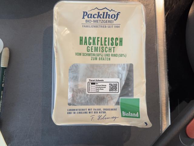 Hochgeladen von: eevaamuu